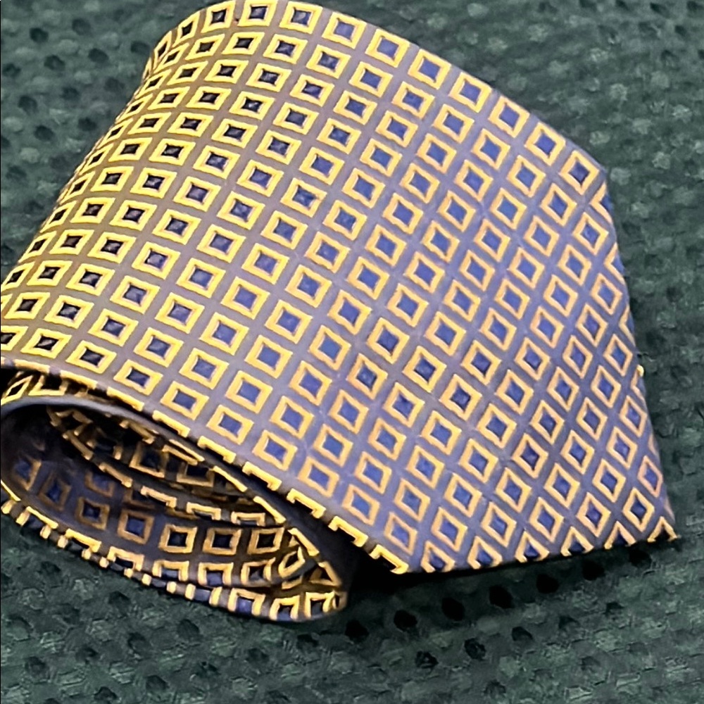 Foggia‎ tie 100% silk Elegant Yellow Patterned Tie